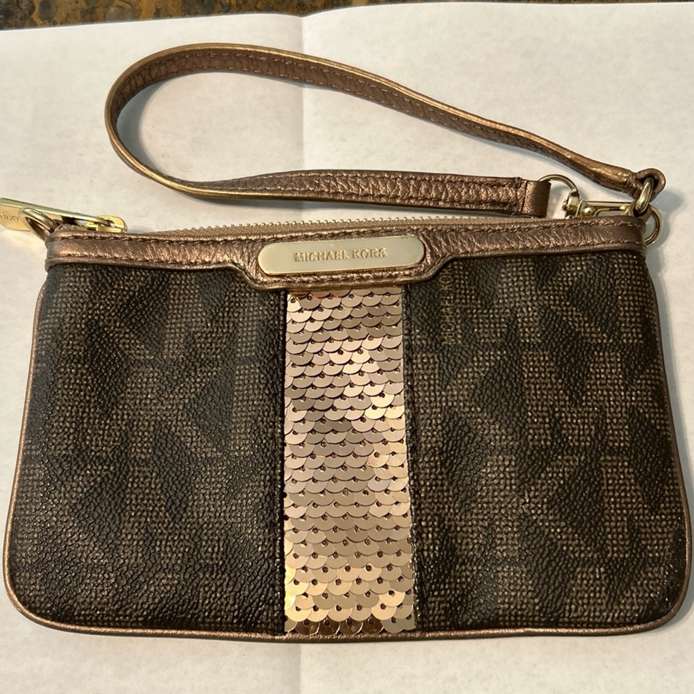 Michael Michael Kors Brown MK Logo Gold Sequin Wristlet